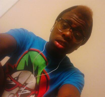 Fuck everything else and #FollowMe and My Wifey @Biitch_imSWEET #TeamReal #TeamStoned #TeamLove. 2|26|12 .