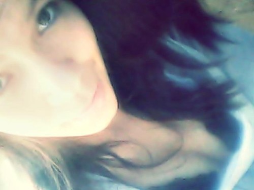 Sou simpaticã , engraçadã , estressadã ♥
se me seguir , eu sigõ de voltã .