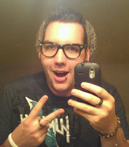 ichiemohacker's profile picture. today is a no good, very bad day - Ed Follow me on instagram: ichiemo