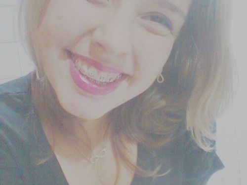 Posso ser o que você quiser. Diga o que quer, e eu serei pra você