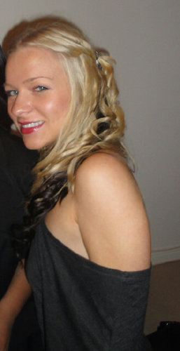 Dental hygienist. Natural blonde. Loves kitties, music, food, yoga, friends and family. 3.
