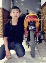 Heruwijaya13's profile picture. hanya heru :) 
just one love, my dear :*