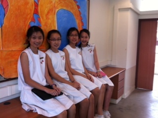 We're Gwyneth Lim, Jenny, Chen Xinyu and Li Xinyu, running for council. Pease vote for us! ^^ thank you :)