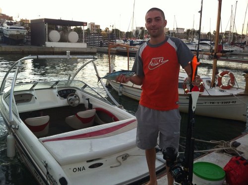 QuIQuE_Ceuti's profile picture. Español 🇪🇸🇪🇸🇪🇸!! Motero hasta la muerte, aficionado a la electrónica (modding), zomber al máximo y hardcore cod player