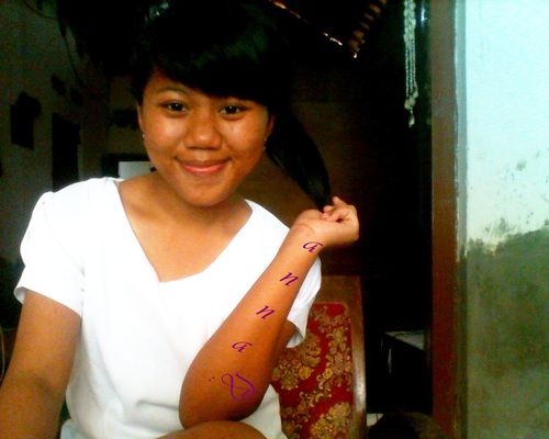☺ i'm a girl. i was born in Tegal. my birthday 12 january 1994. yang lain BISA kenapa saya TIDAK.. ;D want follback? mention me..OK ! ♡