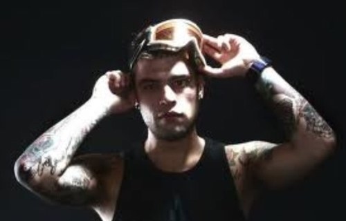 RapLory's profile picture. 