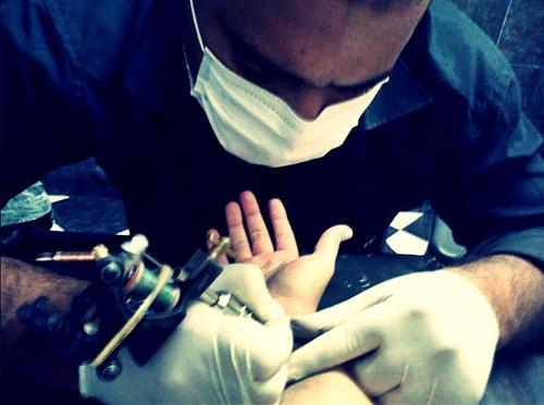 Irreversível Tattoo e Piercing. (Site em desenvolvimento) Facebook: http://t.co/amavPPTgIa