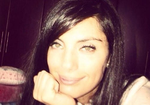 salihaafridi's profile picture. clinical psychologist who believes in understanding, embracing, and expanding our struggles not shrinking them...