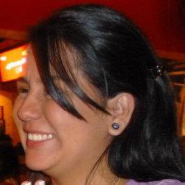 Felizmente Casada, Abogada, lectora de la noticia diaría.