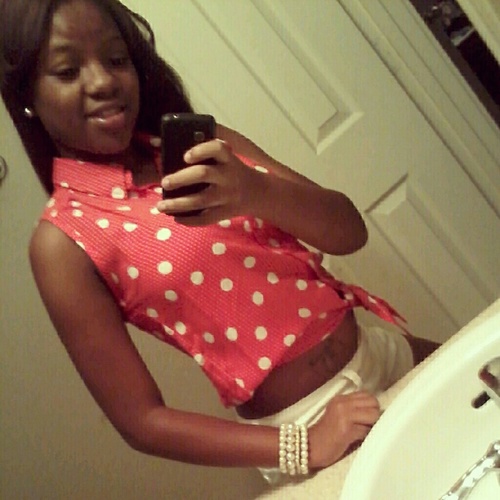 Strippers ♥ #Aries , #TrackNation -RihannaNavy .