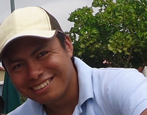 Happy guy. IEEE & Safari Books member. Since 2007 I'm working as Microsoft Dynamics AX Developer from Amazon region - Ecuador South America. Skype ID: eutitiaj