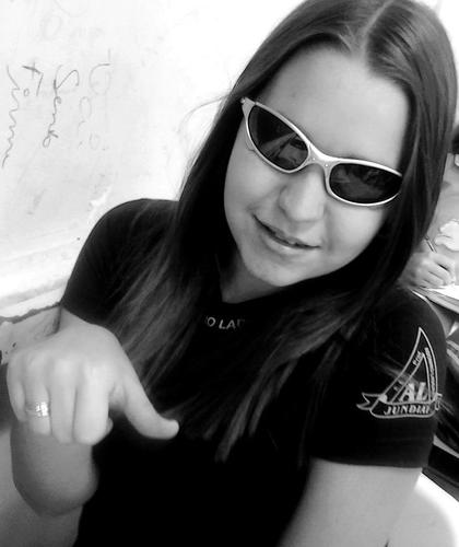 ' éer só MINHA & de mais ninguém ! Eu te amo dmmmmms , obriggadÁ por tudo de bbom que você fez na minha vida (: melhores abraços & conselhos . annjÁ dela aQ. ♥