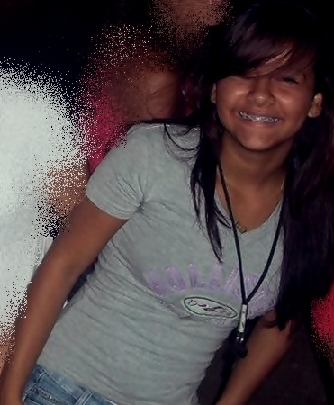 Sagitariana, 16 anos, Estressada, Curiosa, Chata, Ciumenta, Simpática, Baixinha, Desastrada,Teimosa, Sensível, Competitiva, Agressiva,Impaciente. Beeijos :*