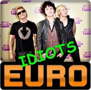@xavimartinez y @laura_trigo suenan en nuestros corazones de 21H a 23H . Enamoradas de Billie, Mike y Tré que forman Green Day. Omayma,Raquel y Nara. #Idiots