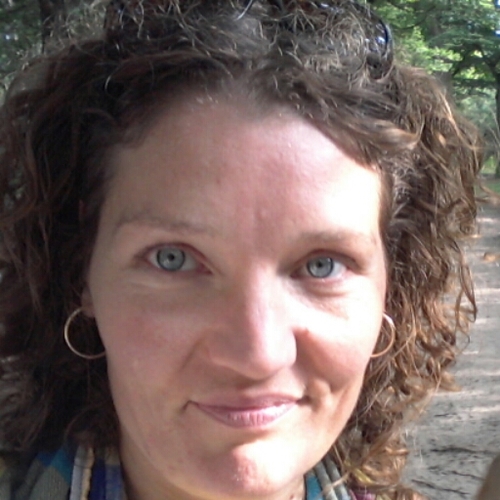 operasinger, feminist, contemporary music, soprano, Eisler Trio, Quatre Bouches, stichting MUZE