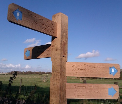 Official tweets from the South Downs Way National Trail. Enjoy 100 miles of walking, mountain biking or horse riding across the South Downs National Park.