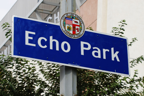 I sublet my Los Angeles place w/ trust. Live like an   Echo Park/ Silverlake local & explore L.A.'s hippest hood- ask me how you can volunteer 2 save dogs/cats