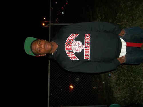 follow my boo @YoSoy_Hermoso she follow back. Follow me iFolloew back . Fwm if I Fwu