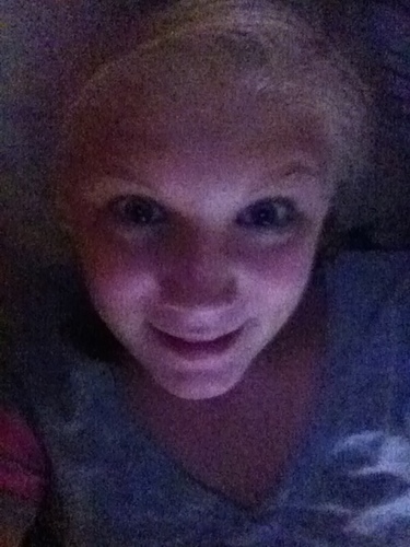 well.. my name is caitlin, i amm very interesting to learn about. if u know me follow me.!:) bye..