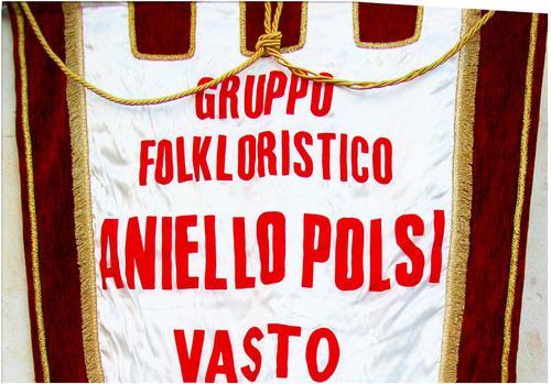 Il Gruppo folk Aniello Polsi è un coro #vastese che ha a cuore la conservazione della #cultura e della #tradizione #abruzzese attraverso il canto dialettale.