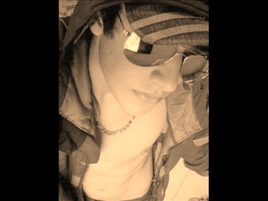 sou um #boydirectioner  não sou gay  curto de mais #onedirection 
me sigam  eu sigo de volta