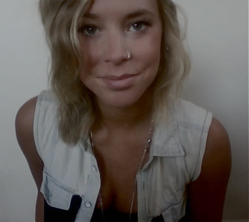 AlliLundmark's profile picture. Just trying to figure it all out.