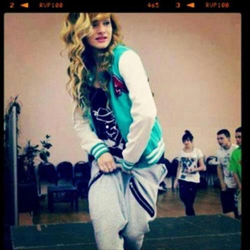 Jennifer Rose||16||Very insecure || Dancing, Law, Astronomy, Martial Arts.|| Sammyboo loves you. ♥|| I love Sam, so much. So no touchie.