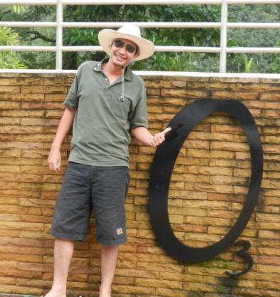 leklapas's profile picture. 