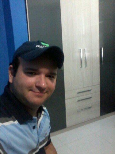 Estacinhoo's profile picture. Desenhista. Graduando em Engenharia Mecânica. http://t.co/Xo2uN3Kc4p