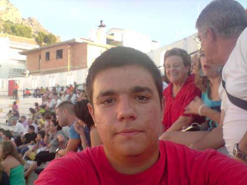 antomf93's profile picture. Estudiante de la escuela de adultos