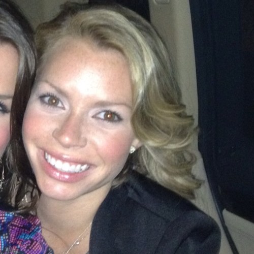 AnnieBrooks5's profile picture. 