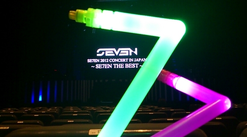 SE7EN⑦をあいしています。