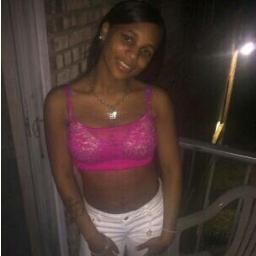 BeautifulPooh01's profile picture. Fuck Yo Feelings ! #TeamTaken #TeamFollowBack #TeamTattdTheFuckUp ! #TeamGemini #TeamiPhone