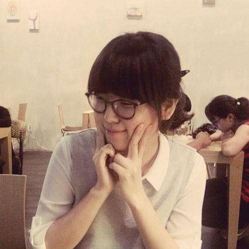 byjul's profile picture. 사람과 지구를 사랑하는 디자이너 * 대홍기획 아트디렉터 * ADPIA * 9신인예찬 5기 * TBWA J.B 15th AD * 광고 * 디자인 * 사진(디지털필름모두) * 음악(인디,재즈쪼끔편애) * 미디어아트 * 모션그래픽 * 고양이 * 옥탑방 * 아이폰