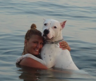 aslihanmarmara's profile picture. Be yourself, no matter what they say☘