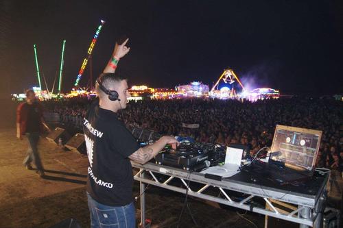 DjBenniBlanco's profile picture. Professional DJ for many years now and having some of the best experience. Im an Official NEXT ROOM Dj too. Please DM for bookings.