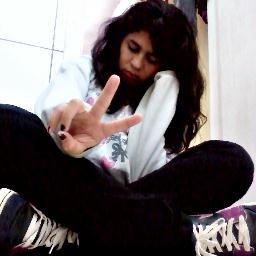 Quem sou  bom sou quem vc nunca sera ! mimida , chata,  dramatica mais amada ;3