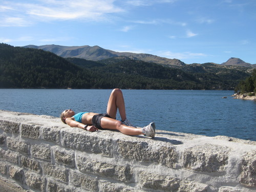 LilHanRun's profile picture. Working and loving life at Run-Fast in London. Represented GB at cross country and track.