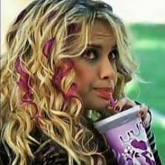 TeeAmoo Dee mais minha Chatonaa Podee Conta Cmg sempre & Sempree 
Poor : @liza_cwb Segui eu lá Negoohs  _\|/_