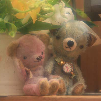 aidan_evol's profile picture. 気楽係
アイコンは、Red Smiley Bear(木戸 美佐子さん)のテディベア