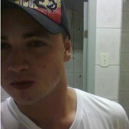 Se não eu, quem vai fazer você feliz...(♪')