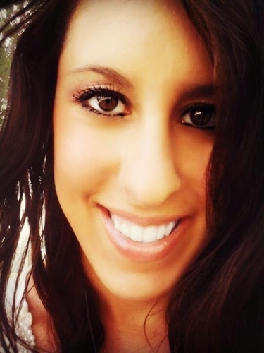 Rachel5832's profile picture. I love God with all my heart and I want to continually be on fire for him! I'm fun and outgoing, get ta know me! :)