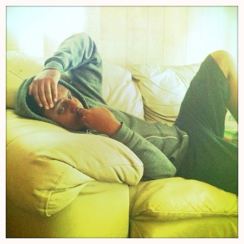 MezzaMan's profile picture. Icon with Air Max Nikes on