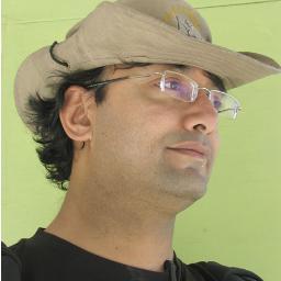 #Thinker, #Entrepreneur, # Enchanter - maker of http://t.co/9kvq3uMvkz , co-founder http://t.co/G6cIKTRGEA
