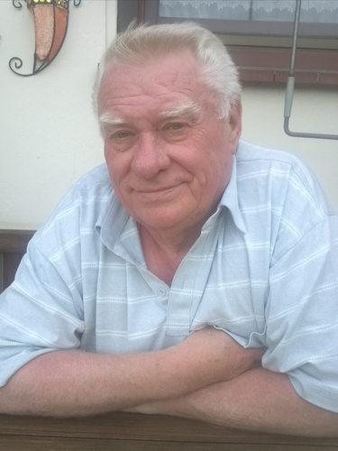 geboxen's profile picture. http://t.co/6pS2Sxtq
Publizist. WikiNomia. Eine bessere Welt ist möglich, aber wo? G-Boxen - Gewerbeboxen als konfektionierte Entwicklungshilfe