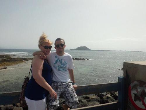 leroyvanwijnen's profile picture. veel heb je ons gegeven, veel heb je voor ons betekend. plotseling uit ons leven gedreven, blijf je in onze harten leven.---+++++++++r.i.p opa 06-10-2010+++++++