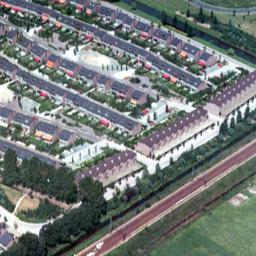 Twitter account van de belangengroep Klein Brabant Vught. O.a. aandacht voor de spoorproblematiek in Vught.