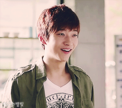 Minchangi_b's profile picture. 안녕하세요^^ 전 프로게이머 현 닥치고패밀리에 출연 중인 알 역 민찬기입니다^^ 실제 민찬기님이 아닌 대신하여 팬서비스 해드리는 봇 입니다. 원조 봇이며 중복은 받지 않겠습니다. 민찬기님은 트위터를 하지 않습니다.