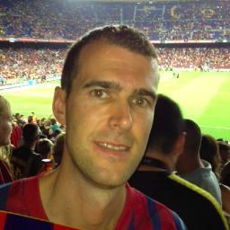Senior Director of Global Digital Business @ESET. Passions: delicious food, books, movies, football, tennis and theater.