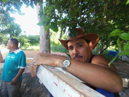 RichardArmand19's profile picture. 